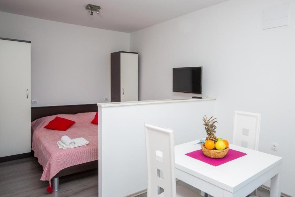 Apartments Villa Roza Mokosica Room photo