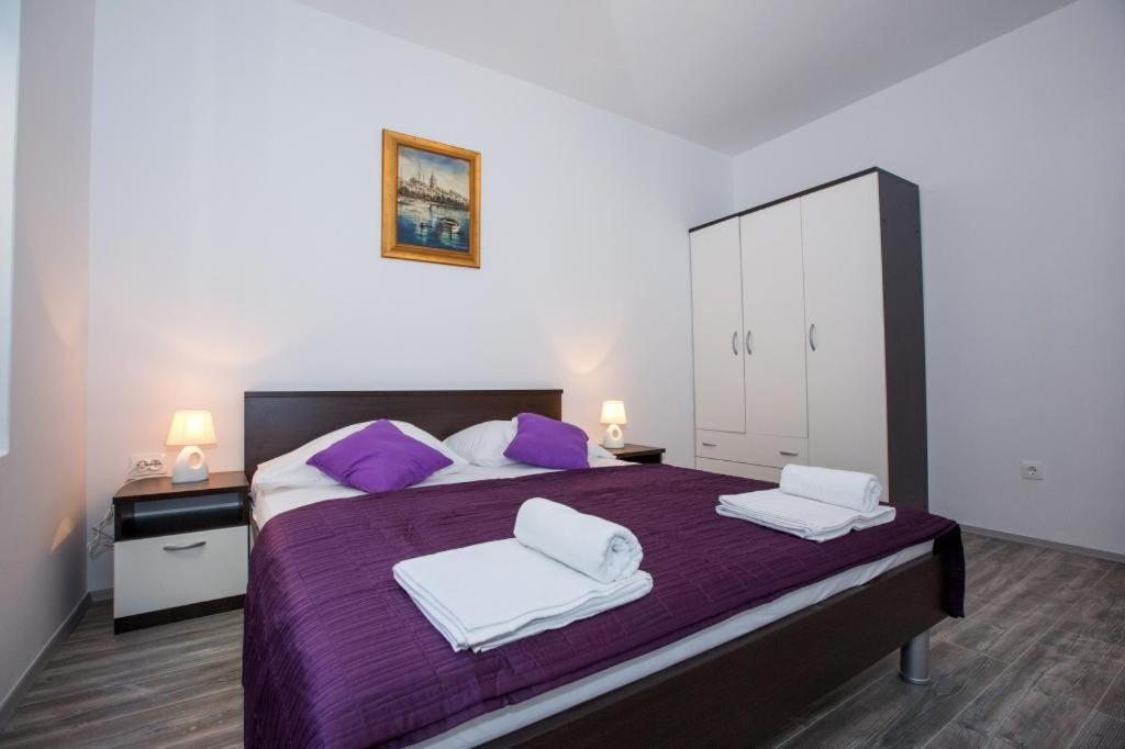 Apartments Villa Roza Mokosica Exterior photo